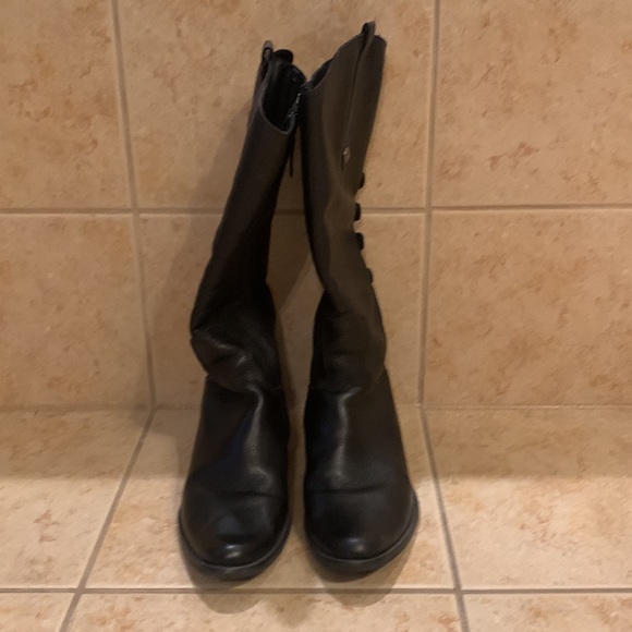 Black leather knee boots - Picture 3 of 8